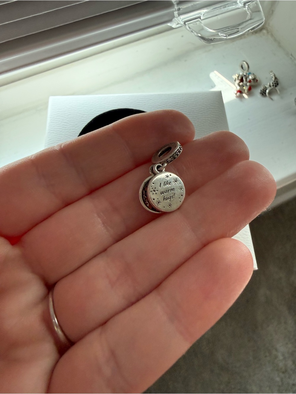 Disney Pandora Olaf Charm - Picture 2 of 3